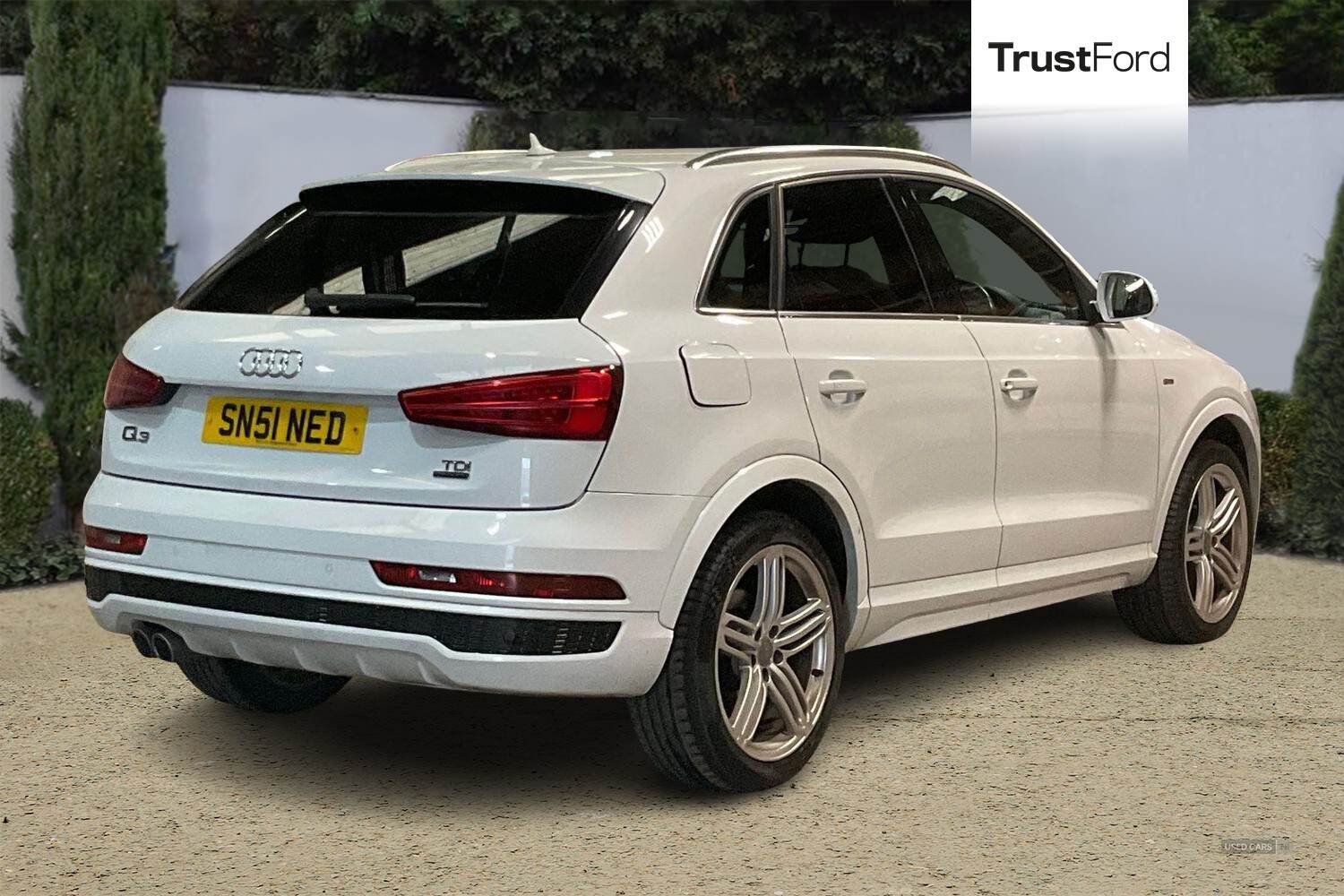 Feb 2016 Audi Q3 2.0 TDI Quattro S Line Plus 5dr