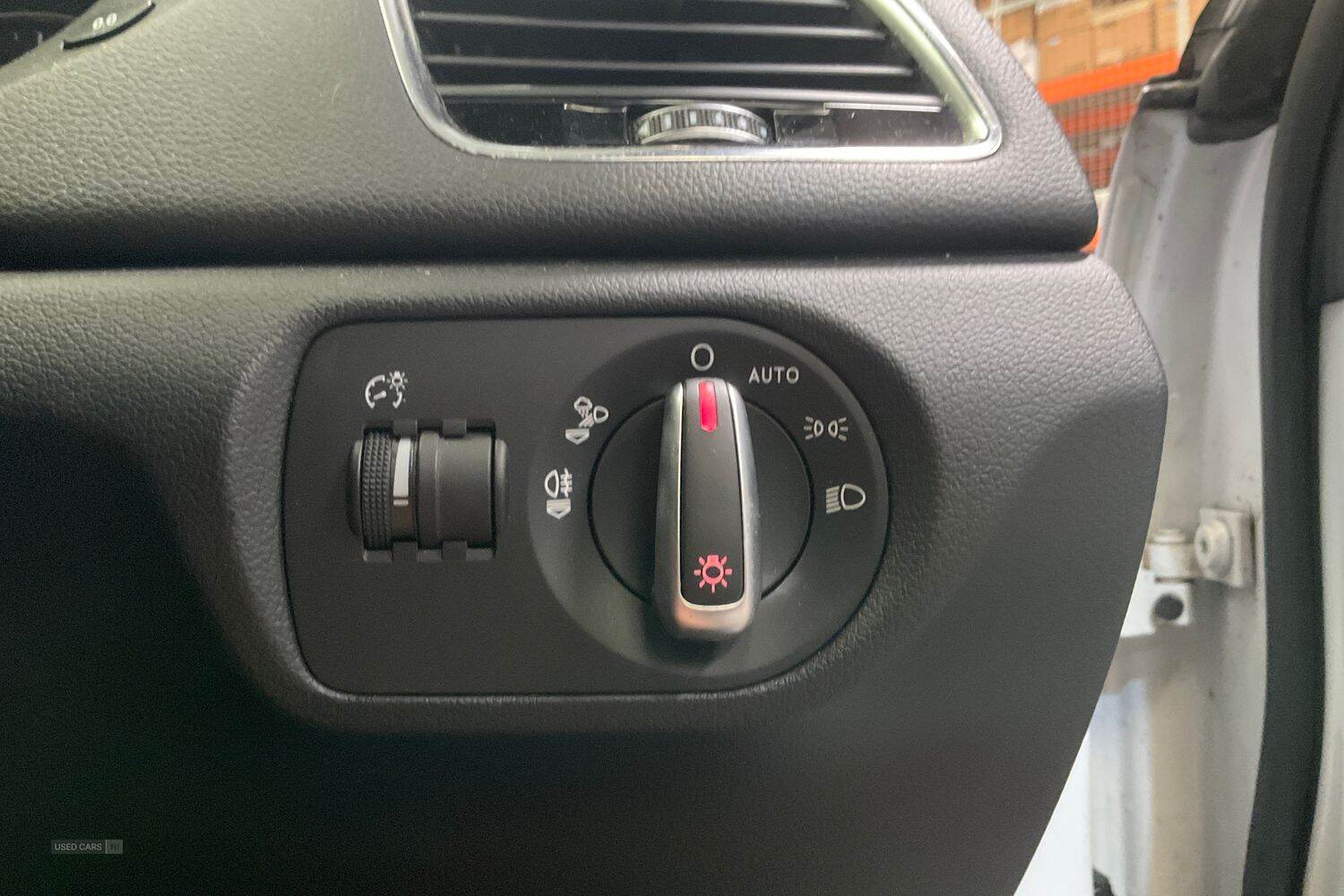 Feb 2016 Audi Q3 2.0 TDI Quattro S Line Plus 5dr