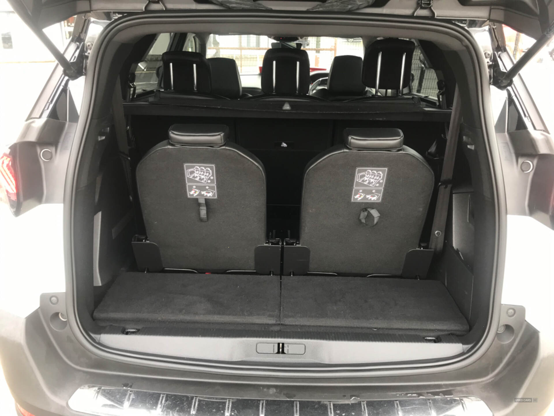 Peugeot 5008 DIESEL ESTATE in Antrim