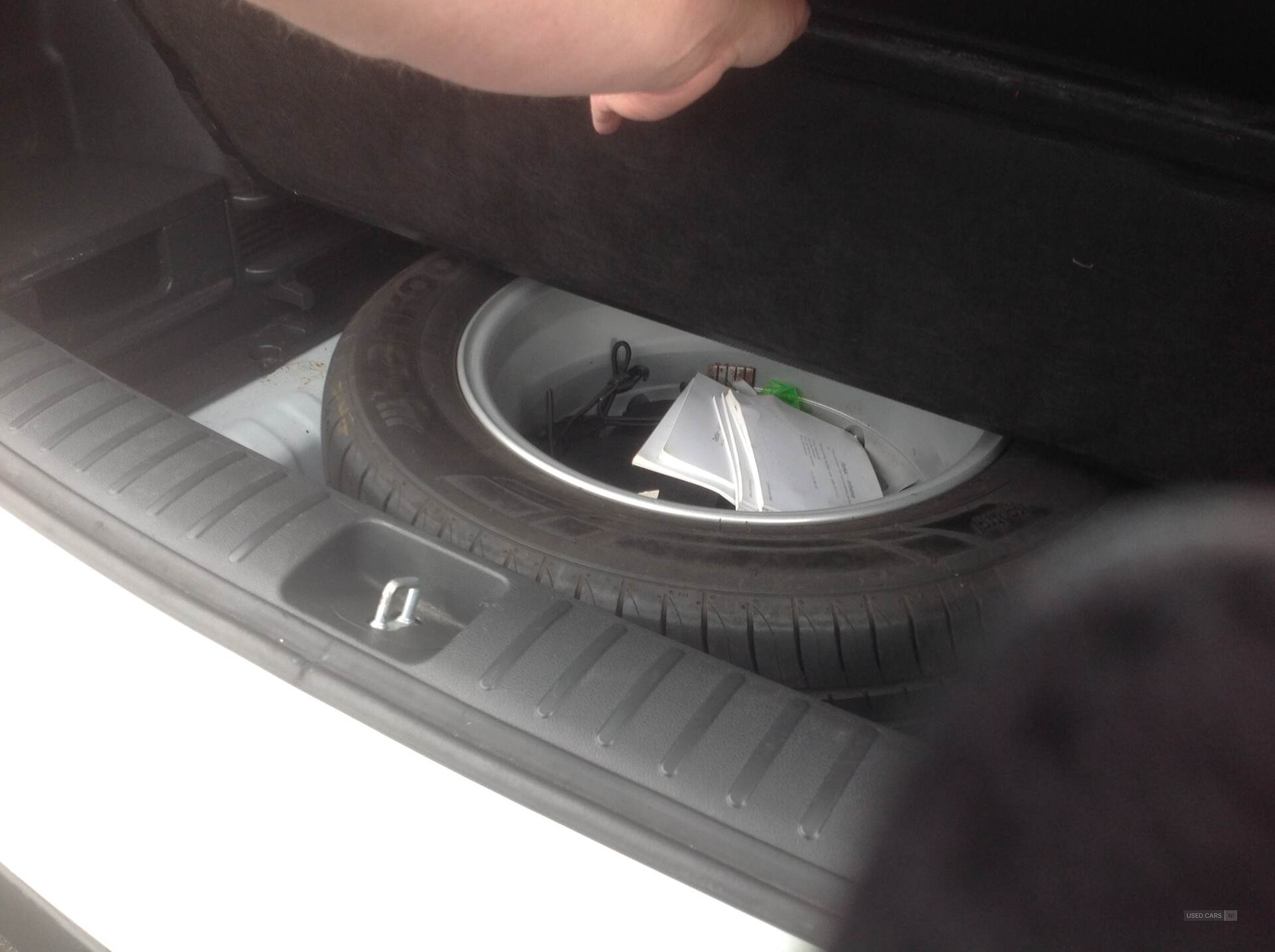 Car Thumbnail 3