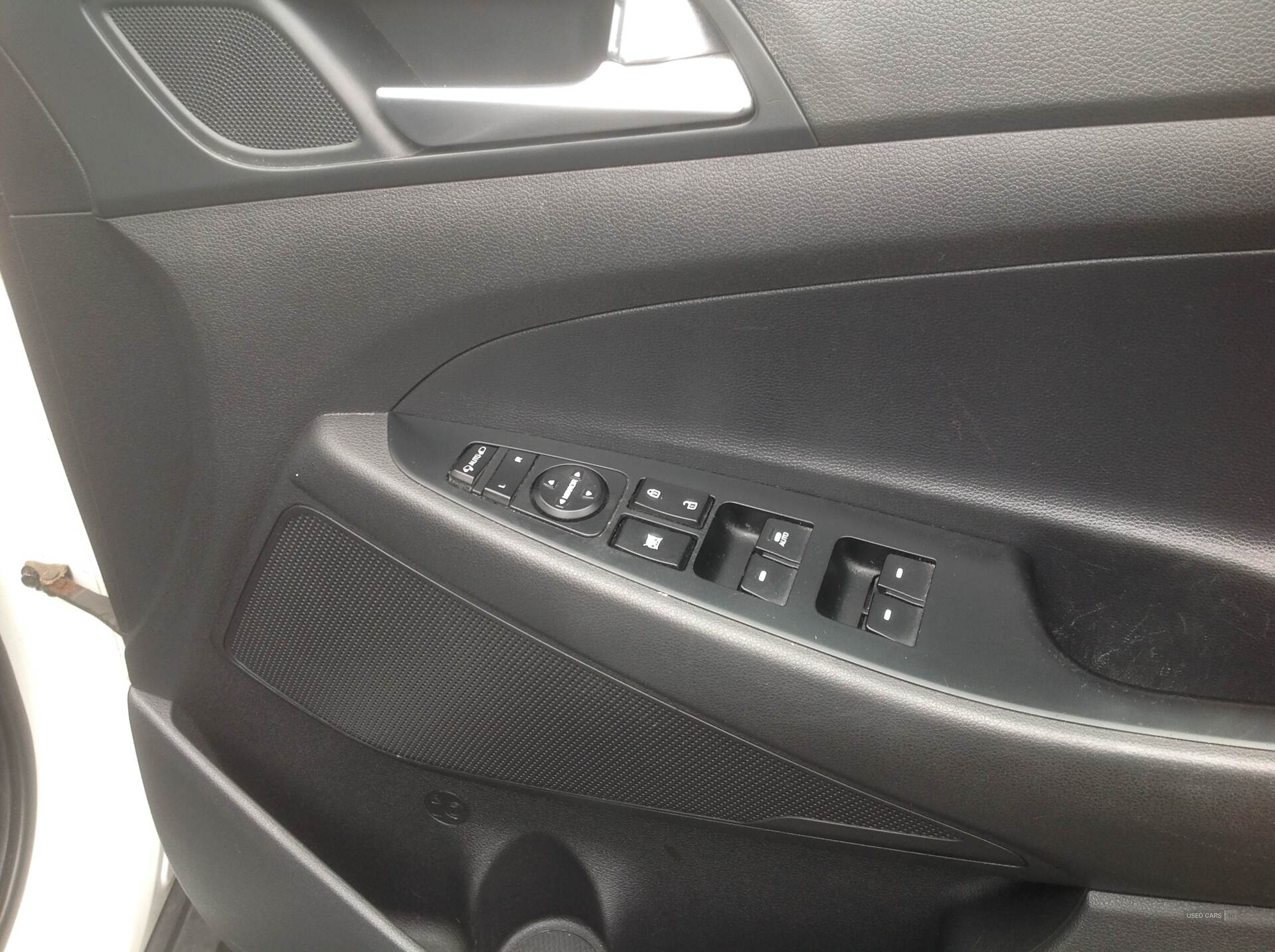 Car Thumbnail 7