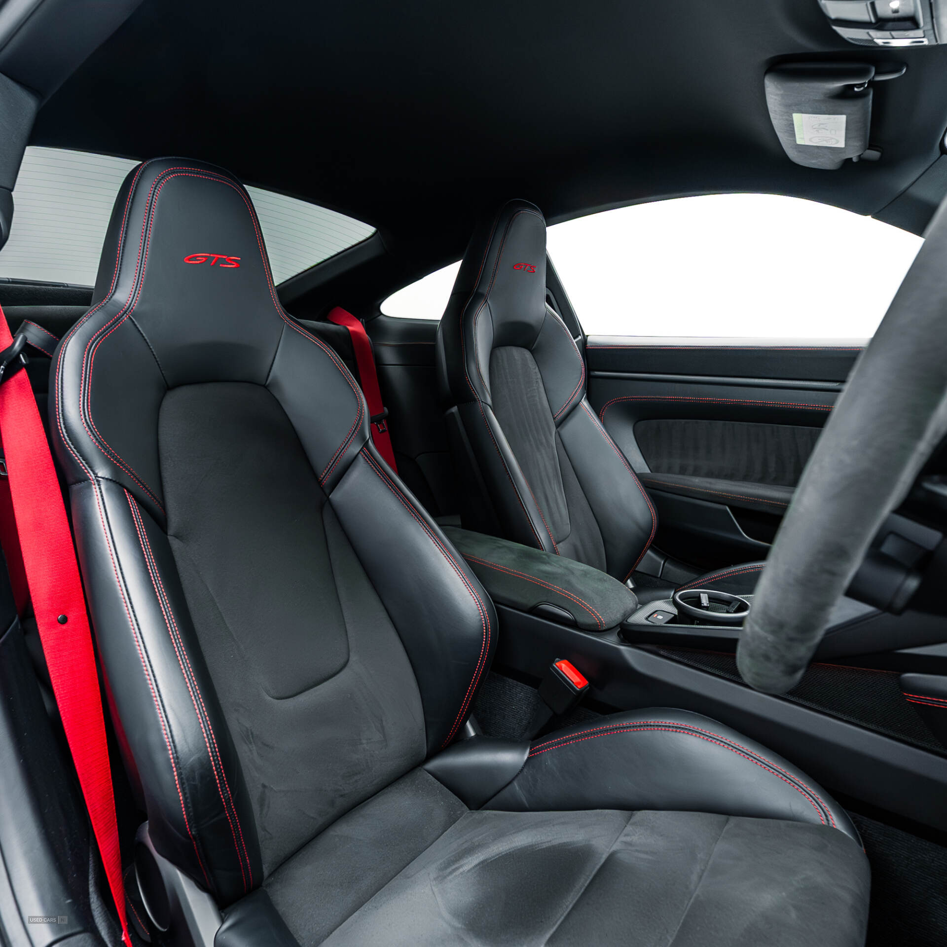 Porsche 911 [992] CARRERA 4 COUPE in Antrim