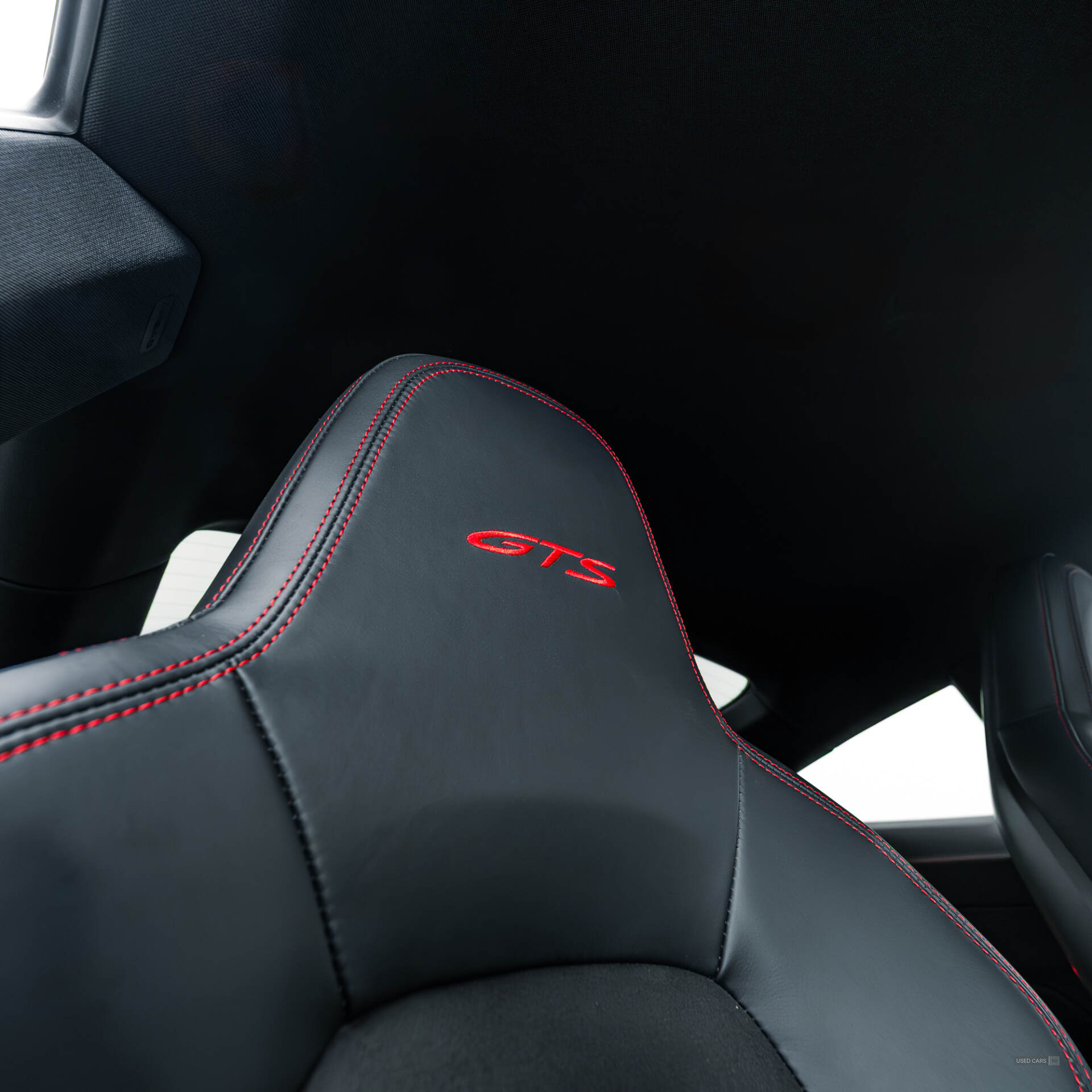 Porsche 911 [992] CARRERA 4 COUPE in Antrim