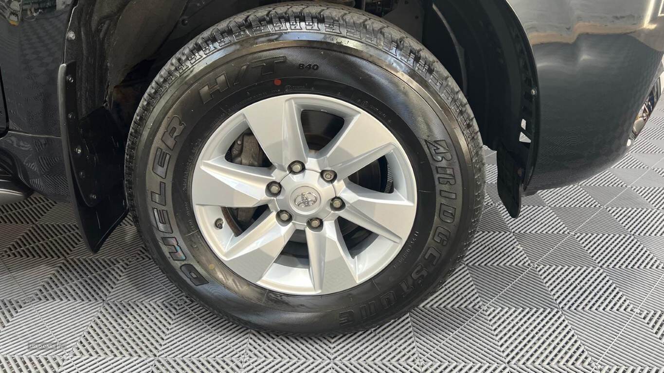 Feb 2022 Toyota Land Cruiser 2.8 D-4D 204 Active 5dr Auto 5 Seats