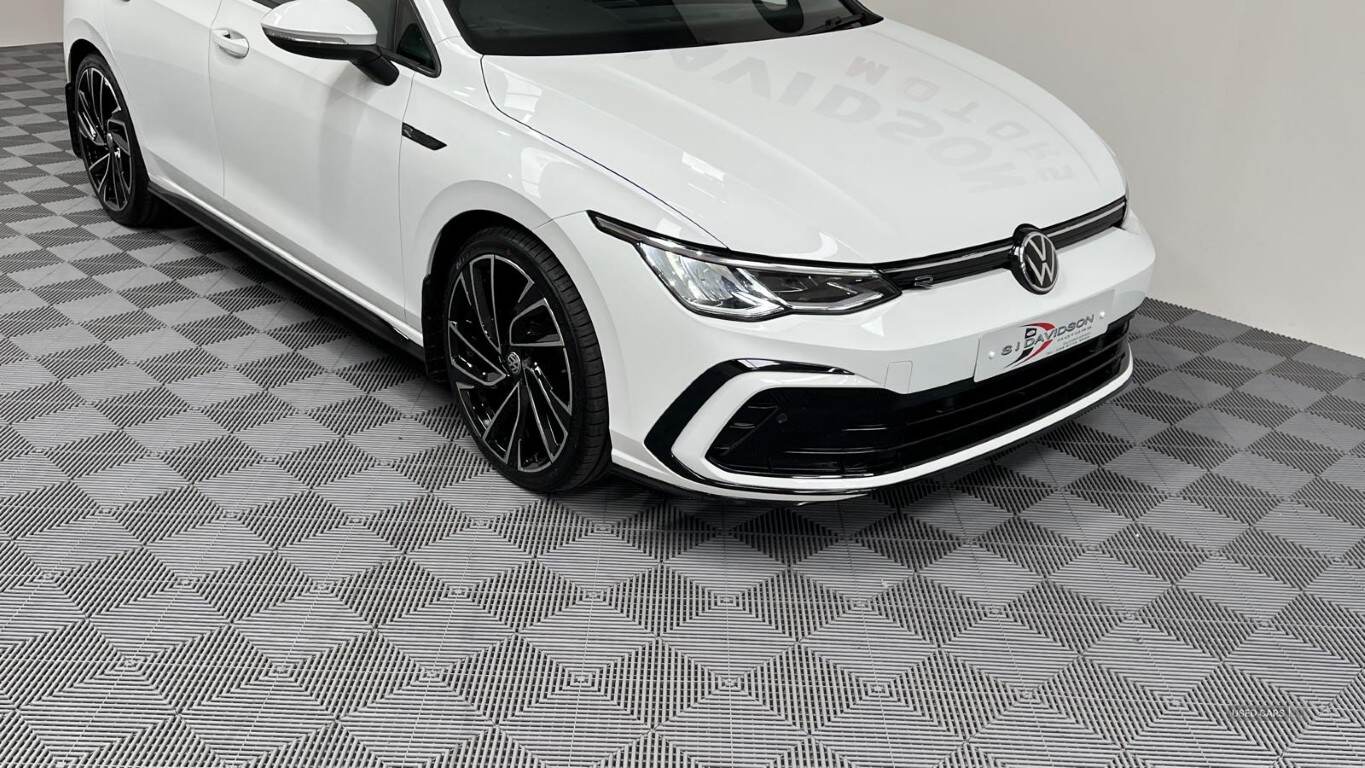 Mar 2021 Volkswagen Golf 1.5 eTSI 150 R-Line 5dr DSG