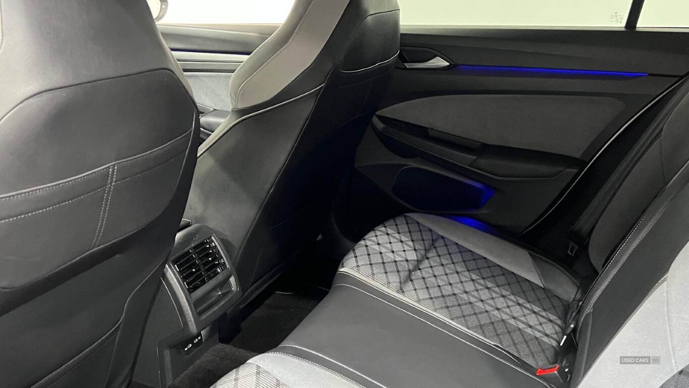 Mar 2021 Volkswagen Golf 1.5 eTSI 150 R-Line 5dr DSG