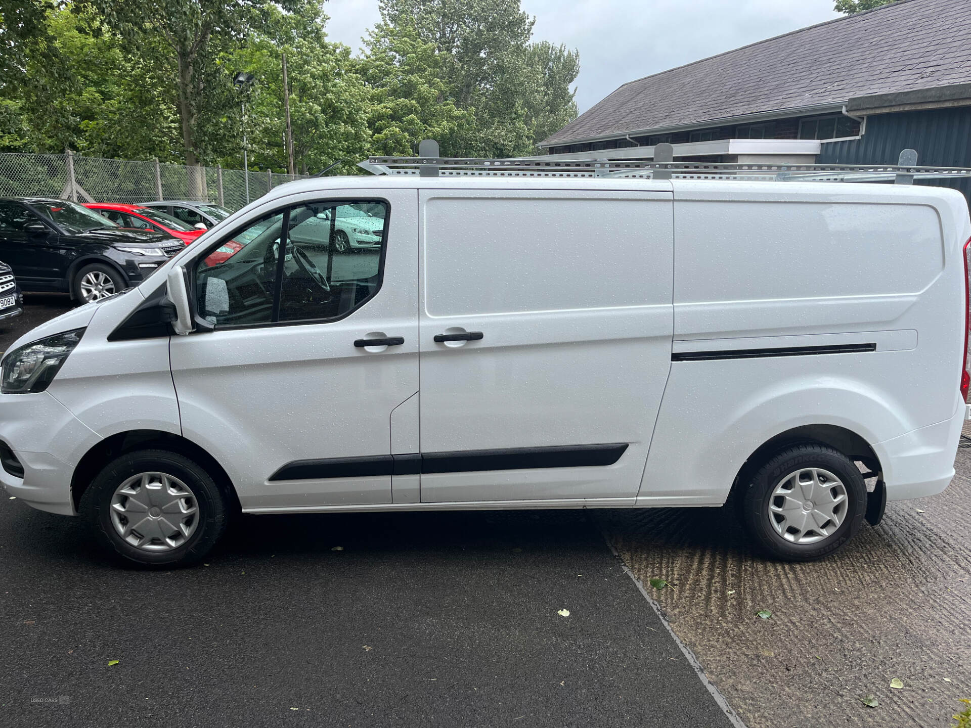 Ford Transit Custom 300 L2 DIESEL FWD in Derry / Londonderry
