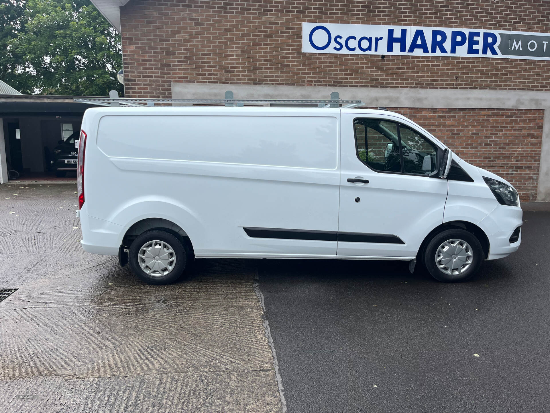 Ford Transit Custom 300 L2 DIESEL FWD in Derry / Londonderry