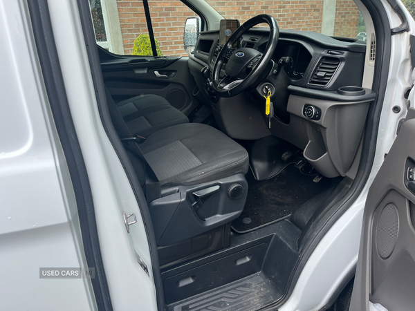 Ford Transit Custom 300 L2 DIESEL FWD in Derry / Londonderry