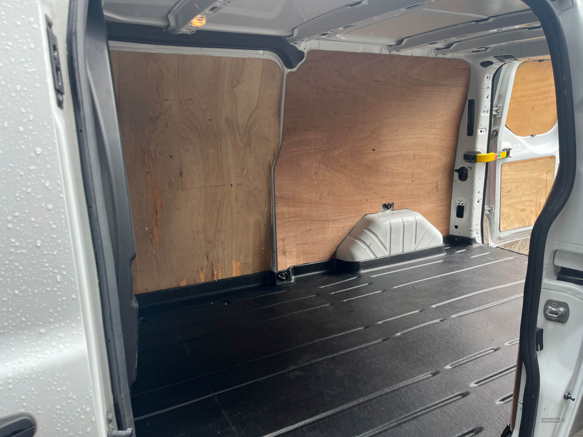 Ford Transit Custom 300 L2 DIESEL FWD in Derry / Londonderry