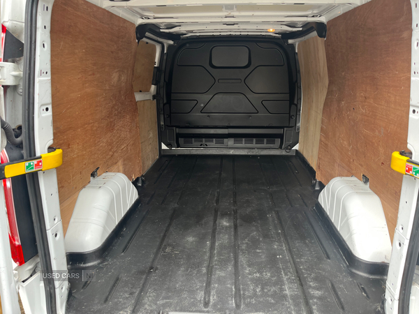 Ford Transit Custom 300 L2 DIESEL FWD in Derry / Londonderry