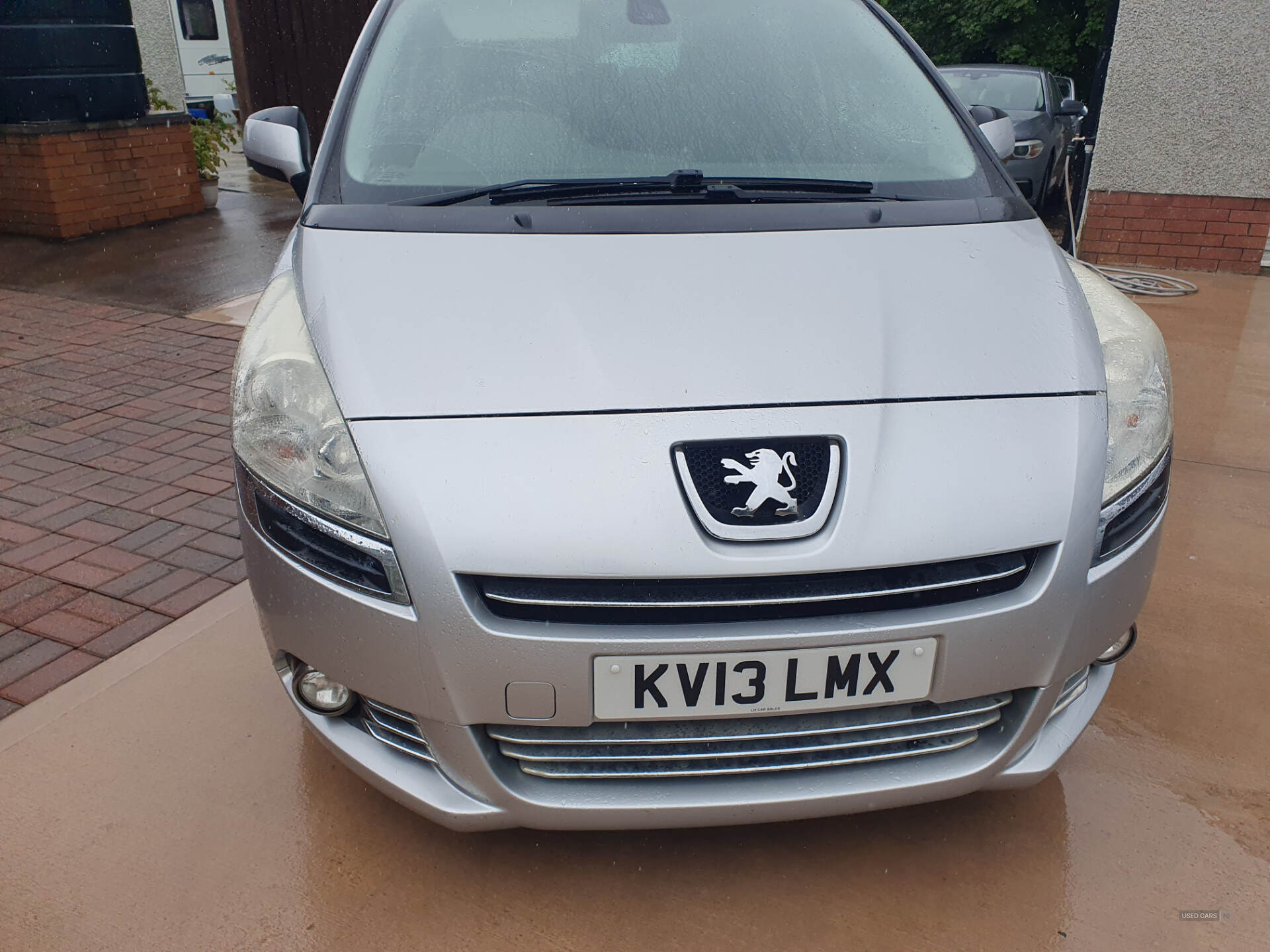 Peugeot 5008 DIESEL ESTATE in Tyrone