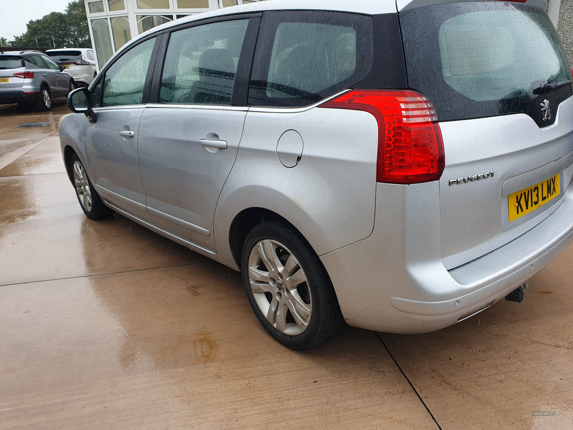 Peugeot 5008 DIESEL ESTATE in Tyrone