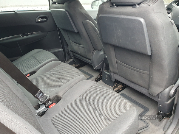 Peugeot 5008 DIESEL ESTATE in Tyrone