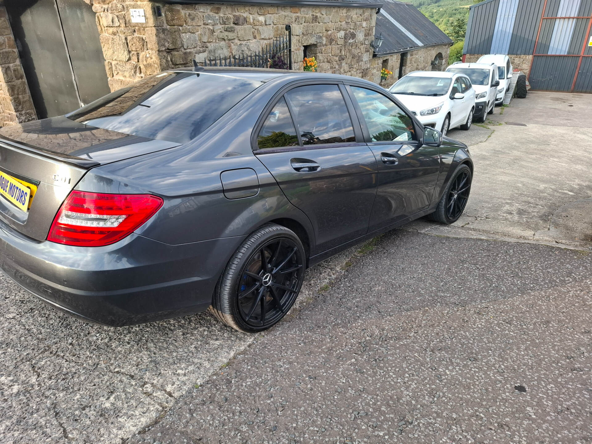 Apr 2013 Mercedes C-Class C200 CDI BlueEFFICIENCY Executive SE 4dr Auto