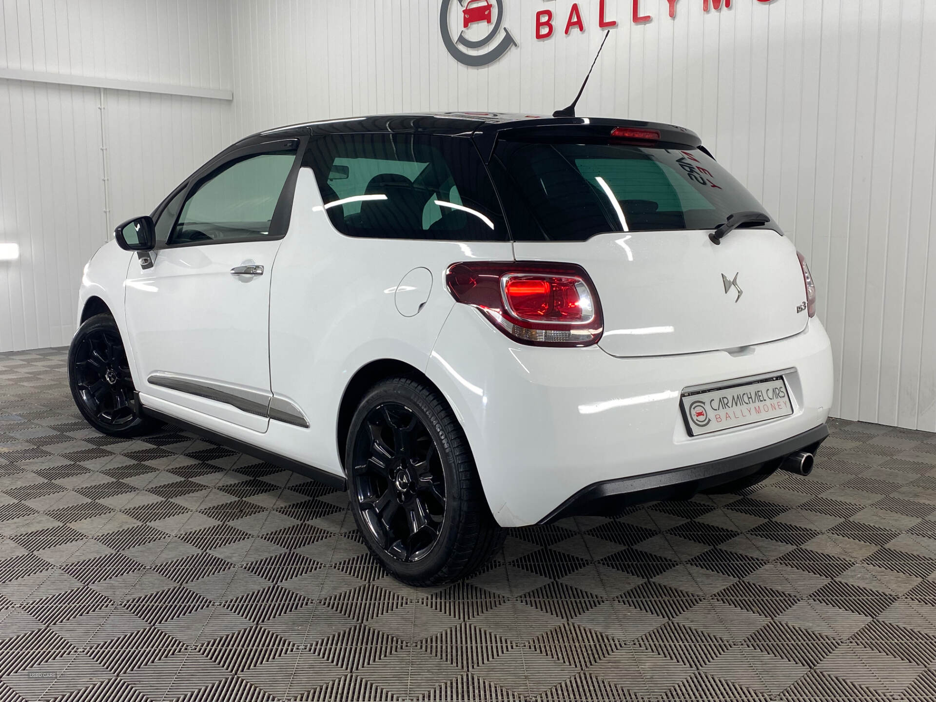 DS 3 HATCHBACK in Antrim