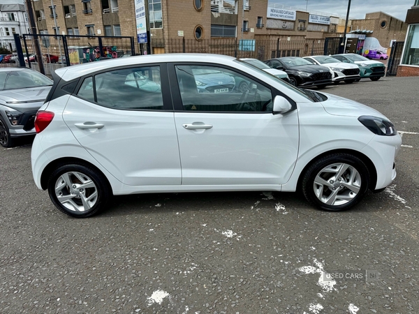 Hyundai i10 1.0 Petrol Manual in Down