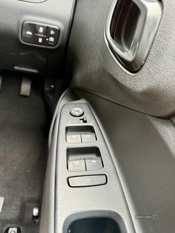 Hyundai i10 1.0 Petrol Manual in Down