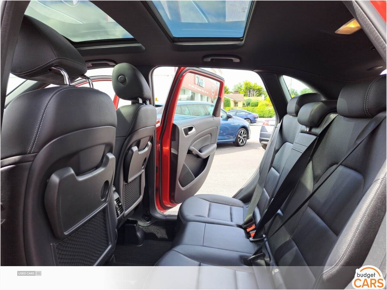Mercedes B-Class HATCHBACK in Down