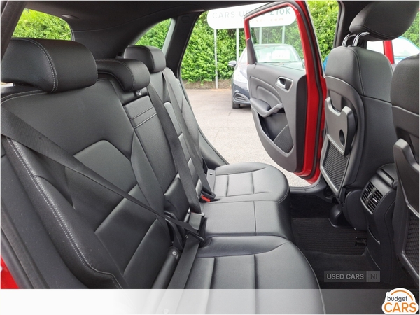 Mercedes B-Class HATCHBACK in Down