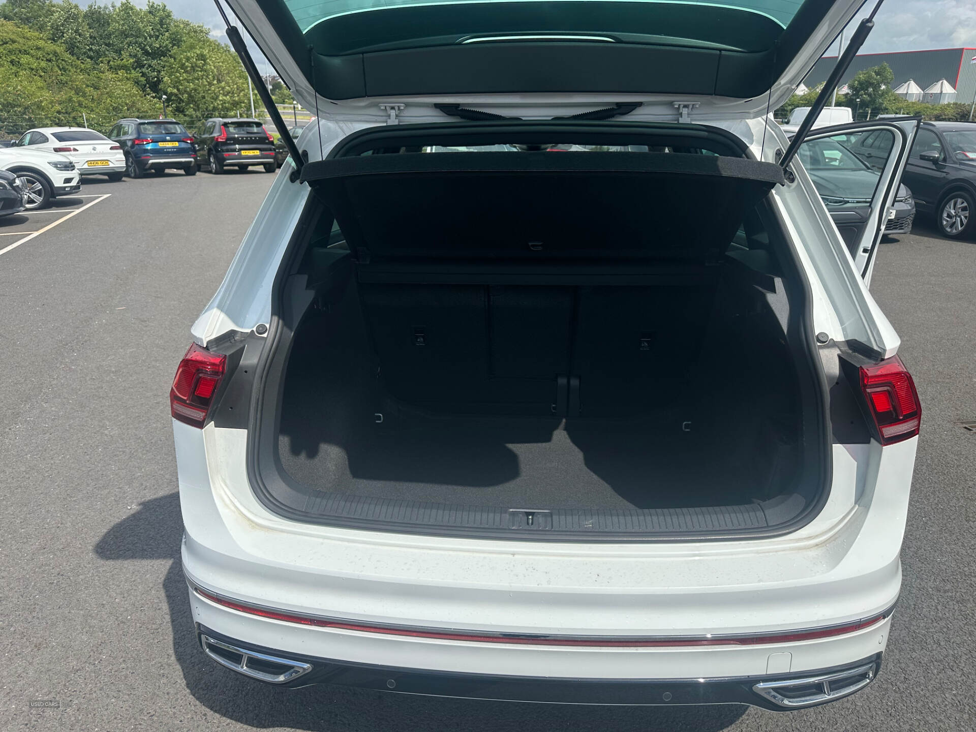 Volkswagen Tiguan DIESEL ESTATE in Down