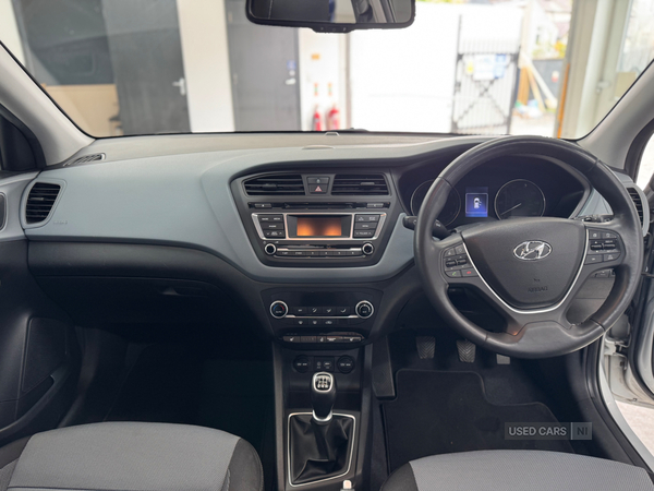 Hyundai i20 HATCHBACK in Down