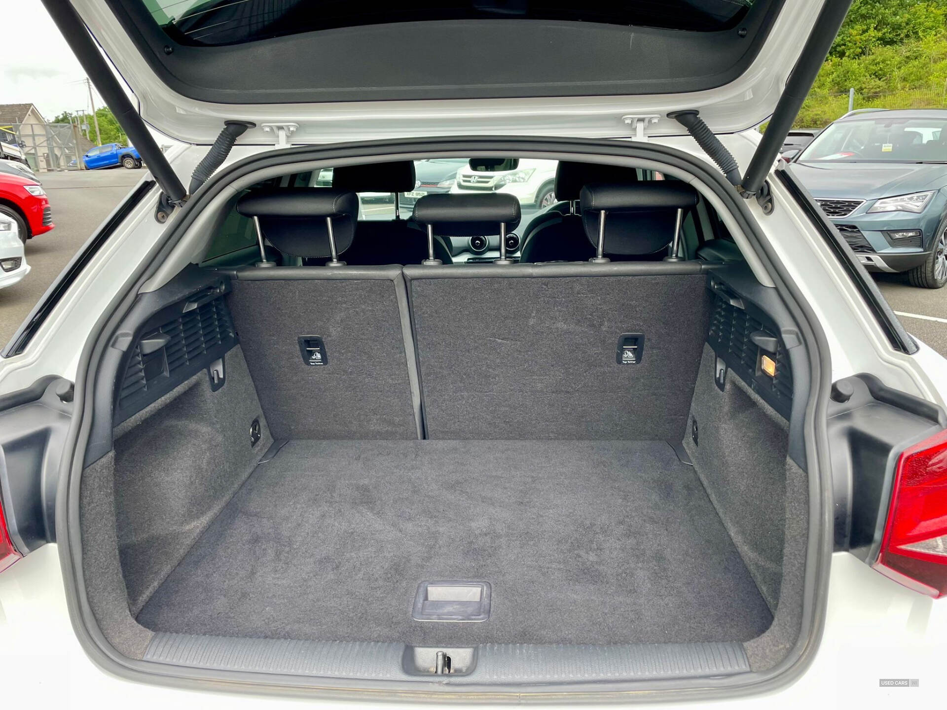 Audi Q2 DIESEL ESTATE in Down