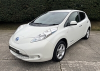 Nissan LEAF HATCHBACK in Down