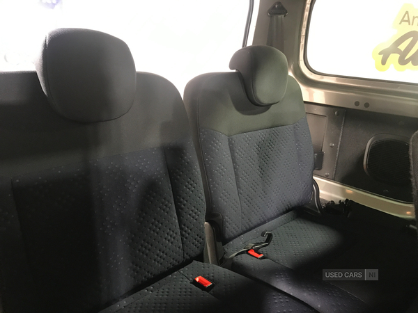 Nissan NV200 COMBI DIESEL ESTATE in Antrim