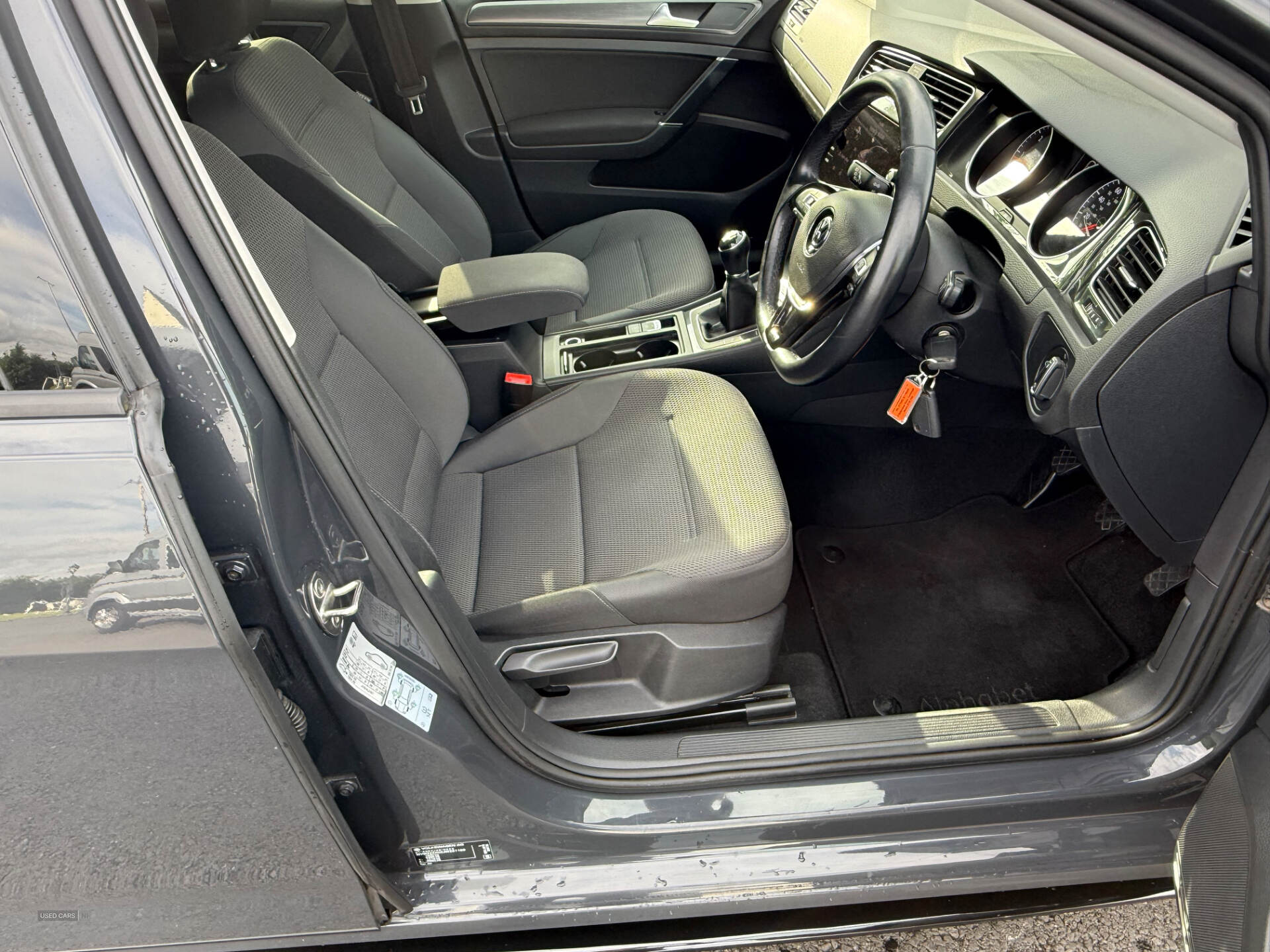 Volkswagen Golf DIESEL HATCHBACK in Down