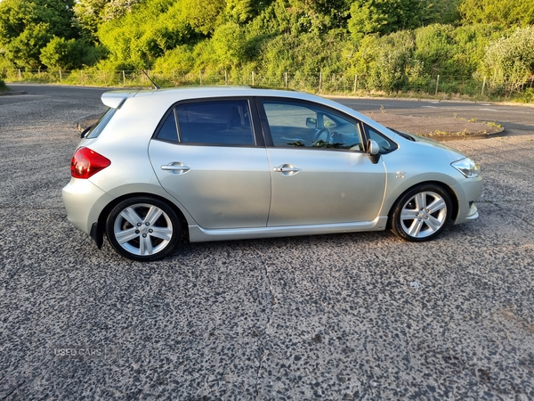 Toyota Auris DIESEL HATCHBACK in Antrim