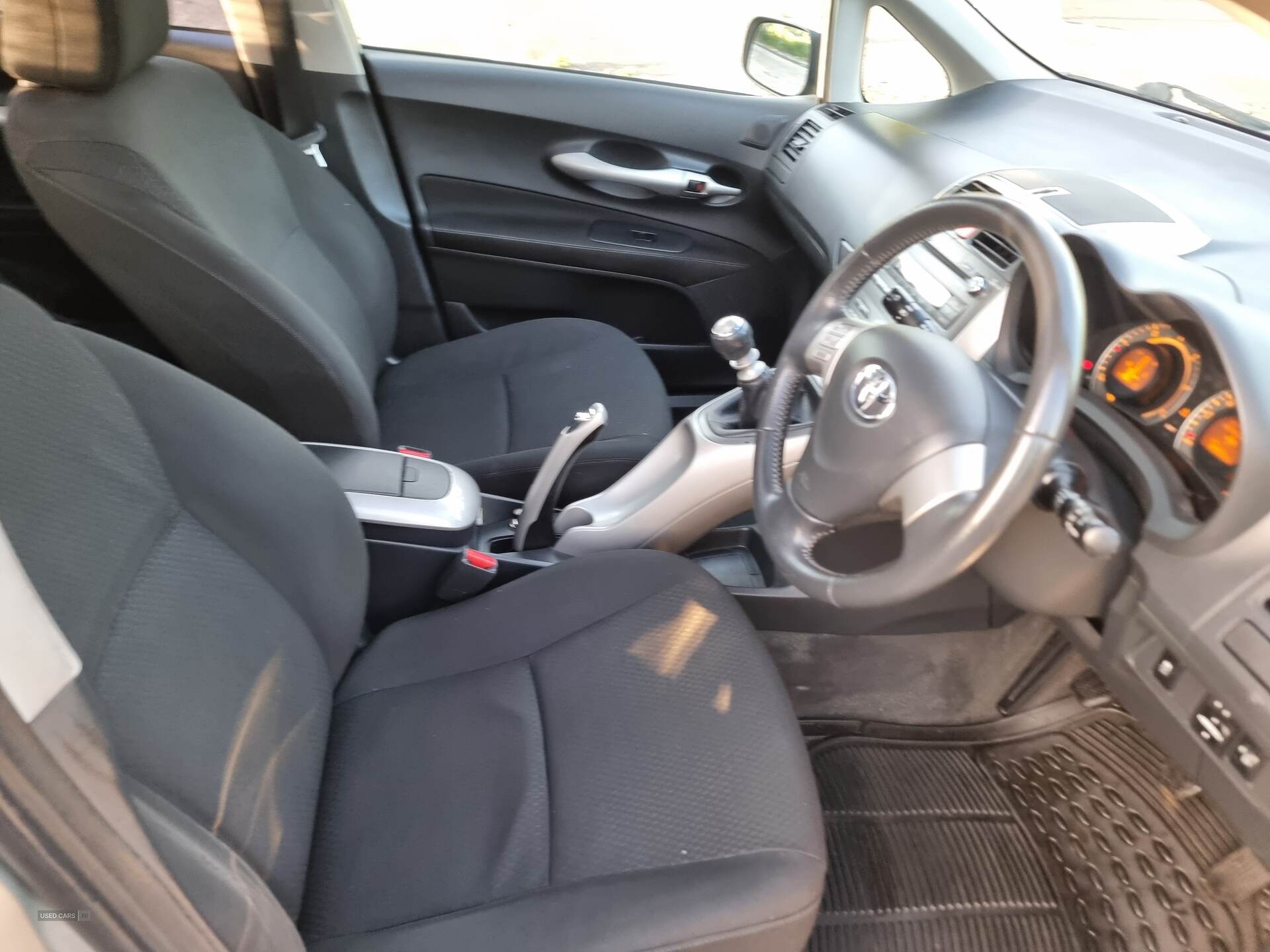 Toyota Auris DIESEL HATCHBACK in Antrim