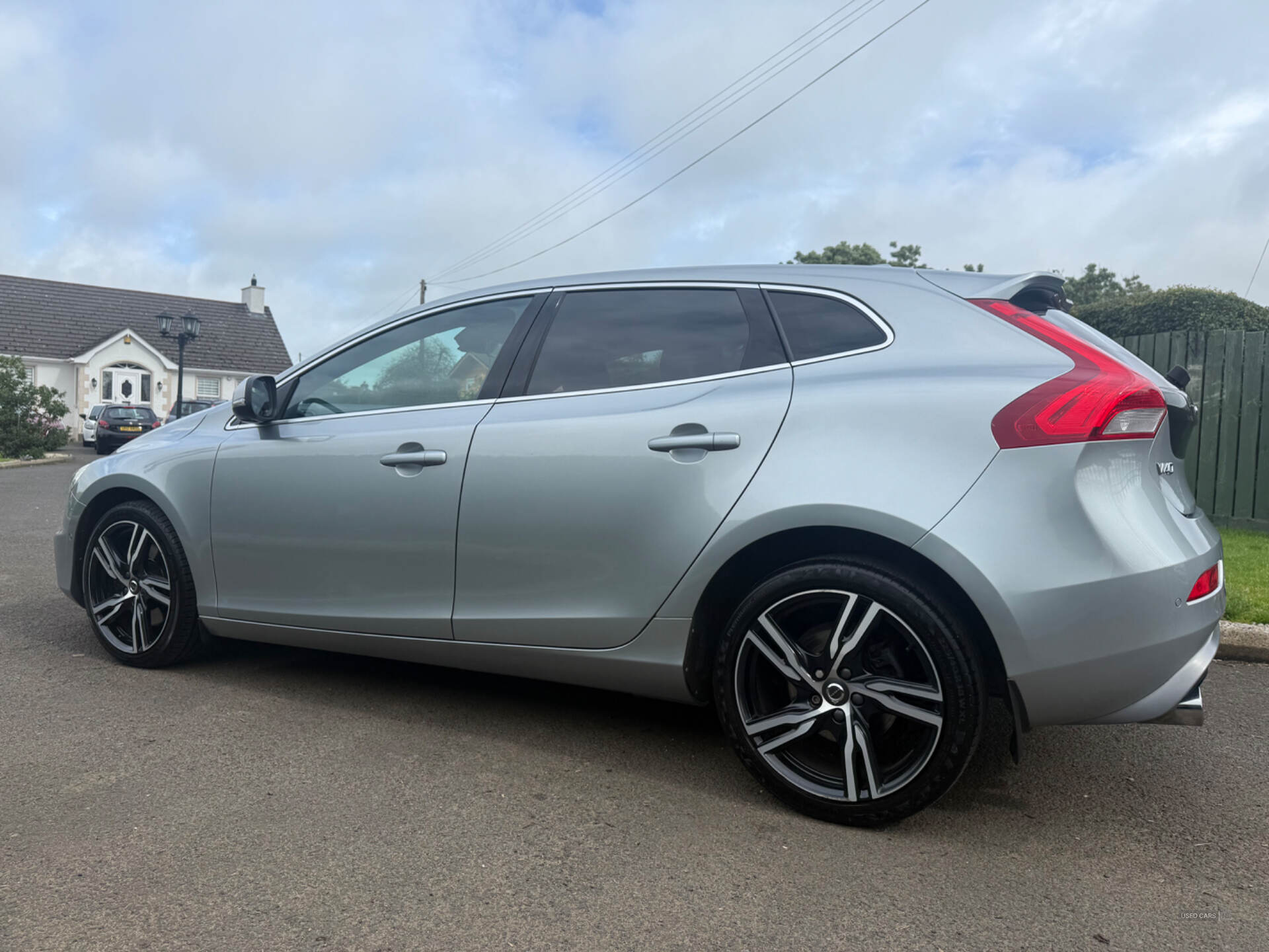 Volvo V40 DIESEL HATCHBACK in Antrim