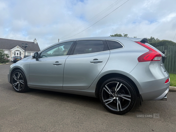 Volvo V40 DIESEL HATCHBACK in Antrim