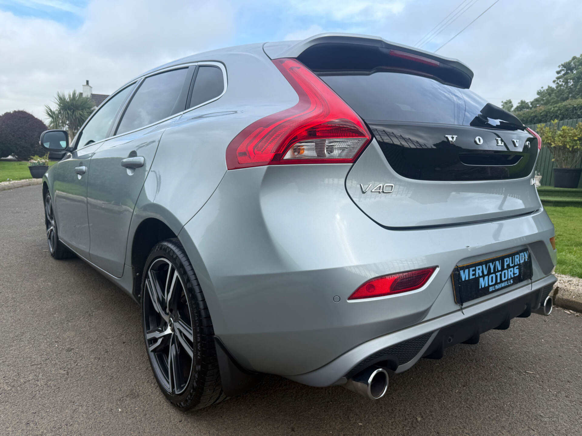Volvo V40 DIESEL HATCHBACK in Antrim