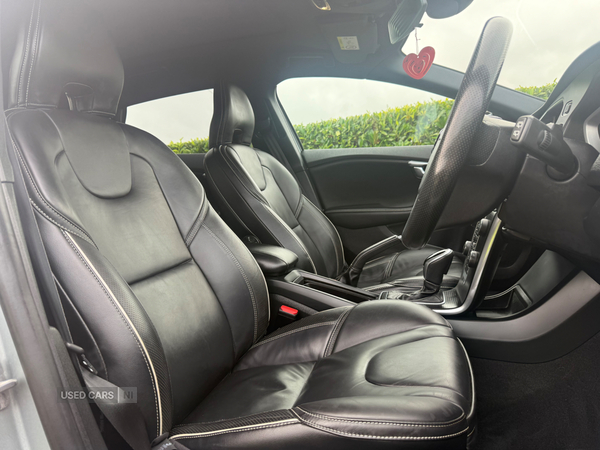 Volvo V40 DIESEL HATCHBACK in Antrim