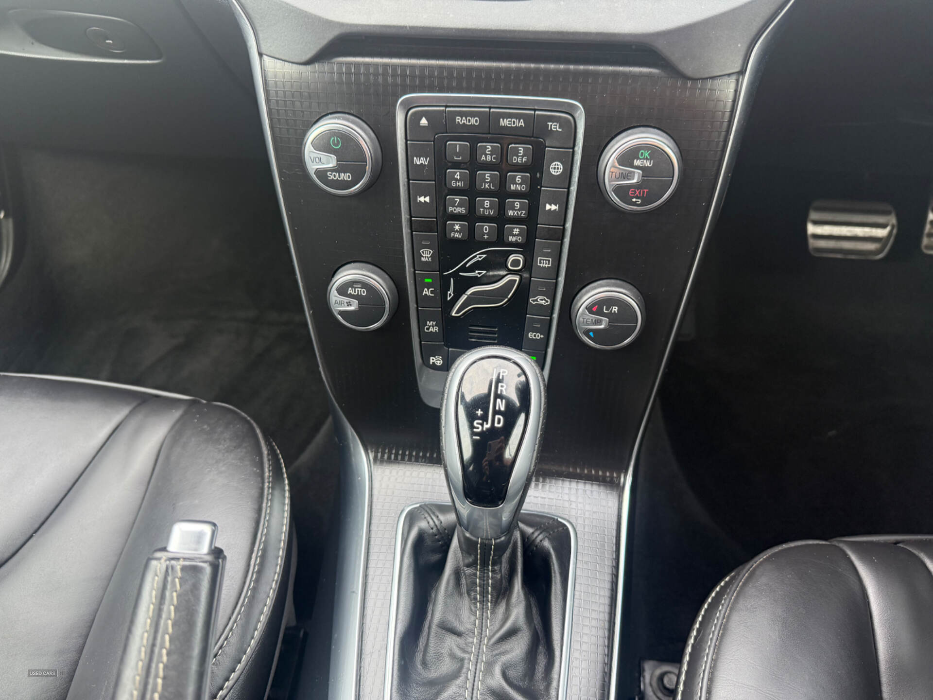 Volvo V40 DIESEL HATCHBACK in Antrim