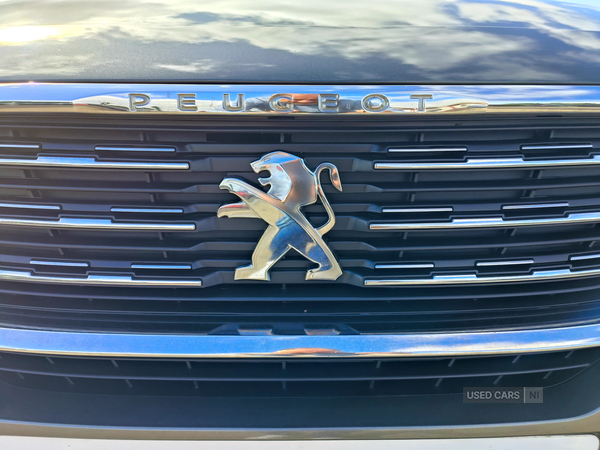 Peugeot 5008 DIESEL ESTATE in Fermanagh