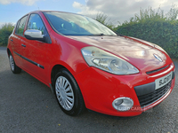 Renault Clio HATCHBACK SPECIAL EDITIONS in Down