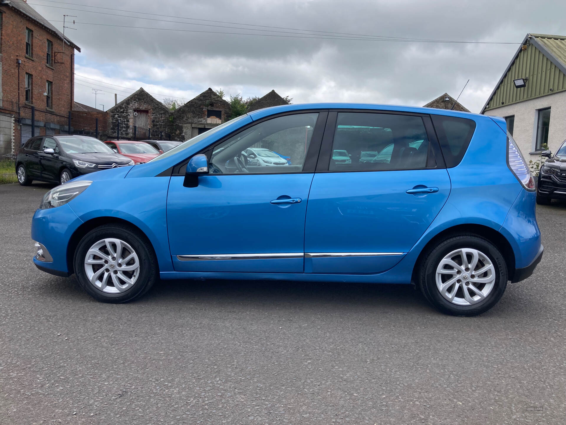 Renault Scenic DIESEL ESTATE in Antrim