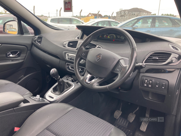 Renault Scenic DIESEL ESTATE in Antrim