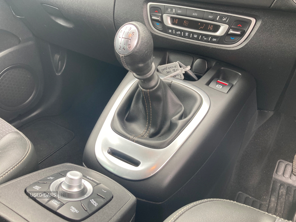 Renault Scenic DIESEL ESTATE in Antrim