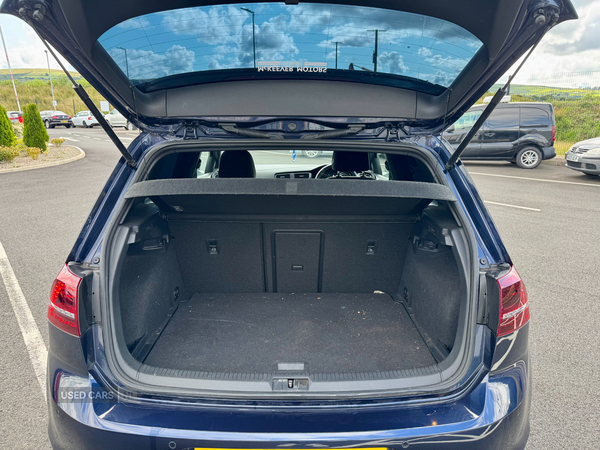 Volkswagen Golf HATCHBACK in Derry / Londonderry