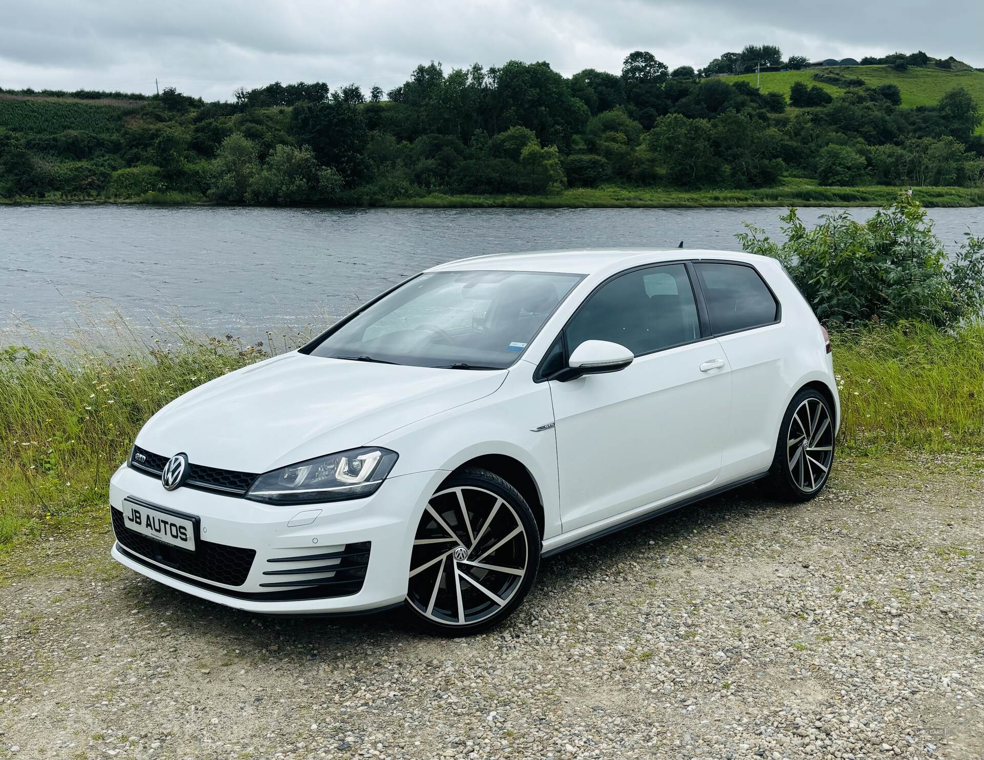 Volkswagen Golf DIESEL HATCHBACK in Derry / Londonderry