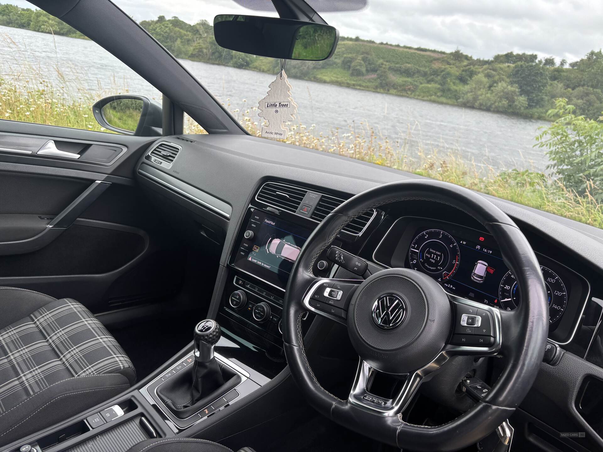Volkswagen Golf DIESEL HATCHBACK in Derry / Londonderry