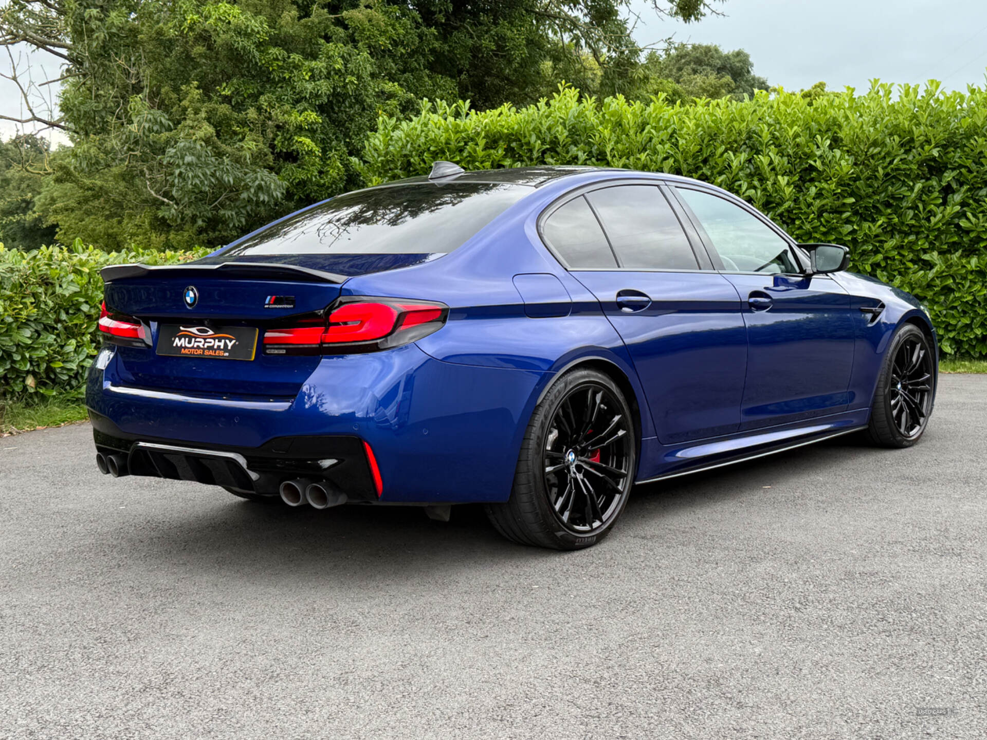 BMW M5 SALOON in Down