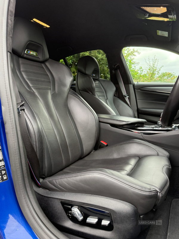 BMW M5 SALOON in Down