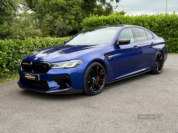 BMW M5 SALOON in Down