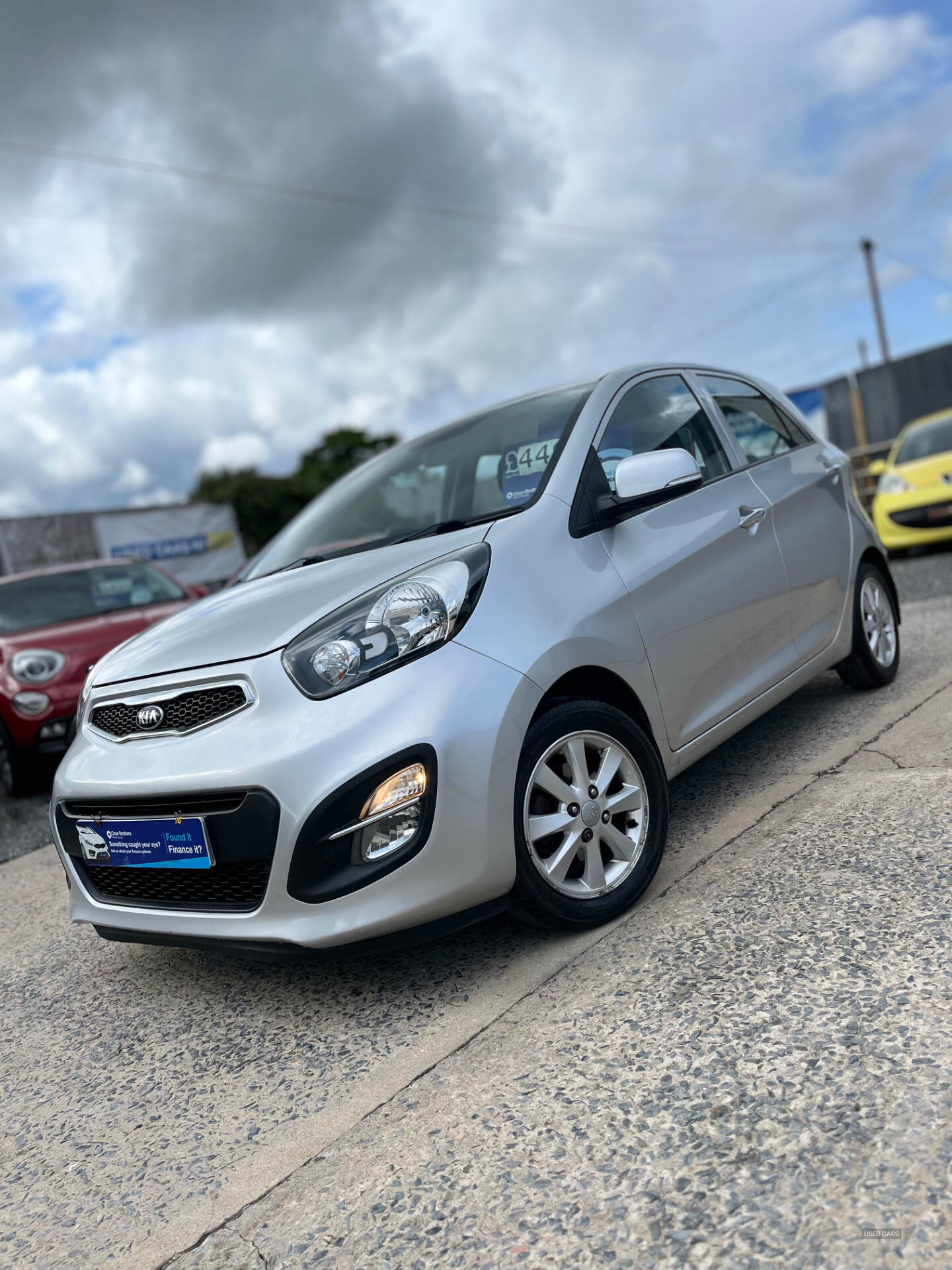 Kia Picanto HATCHBACK in Down