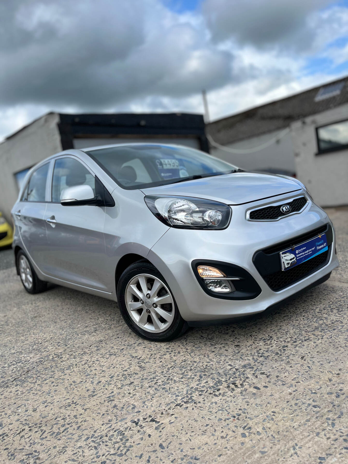 Kia Picanto HATCHBACK in Down